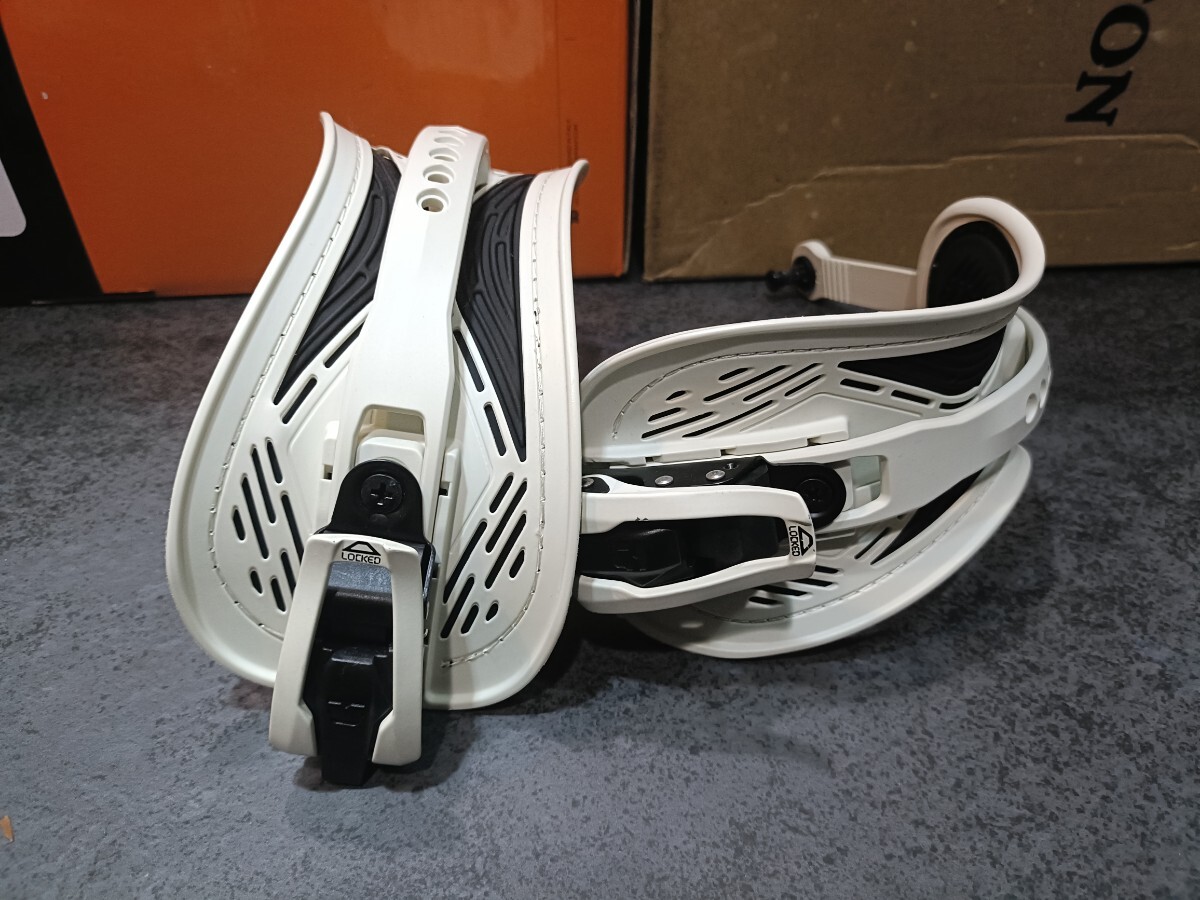 送料込み　union force Mサイズ　中古品  人気の白 送料込み union force Mサイズ 中古品 人気の白 の通販 by ペン