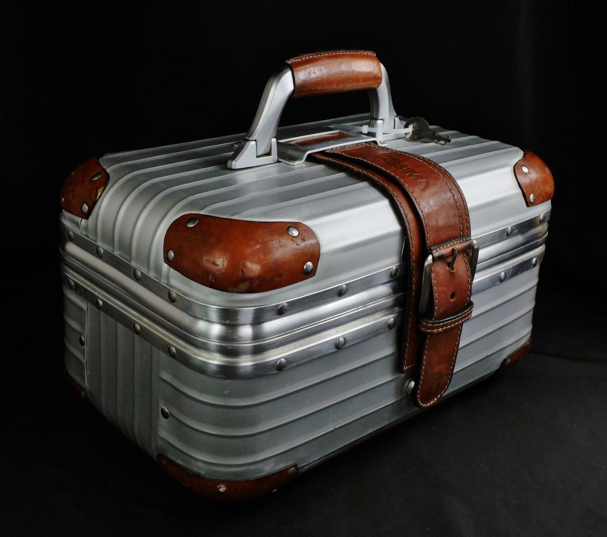 【RIMOWA】 リモワビンテージトパーズ アタッ シュケース ブリーフケー RIMOWA - リモワ トパーズ アタッシュケーシュ ジュラルミン
