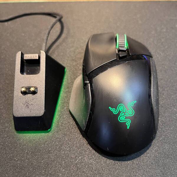RAZER BASILISK ULTIMATE with CHARGING DOCK バジリスク アルティメット チャージングドック レーザー マウス ゲーミングマウス