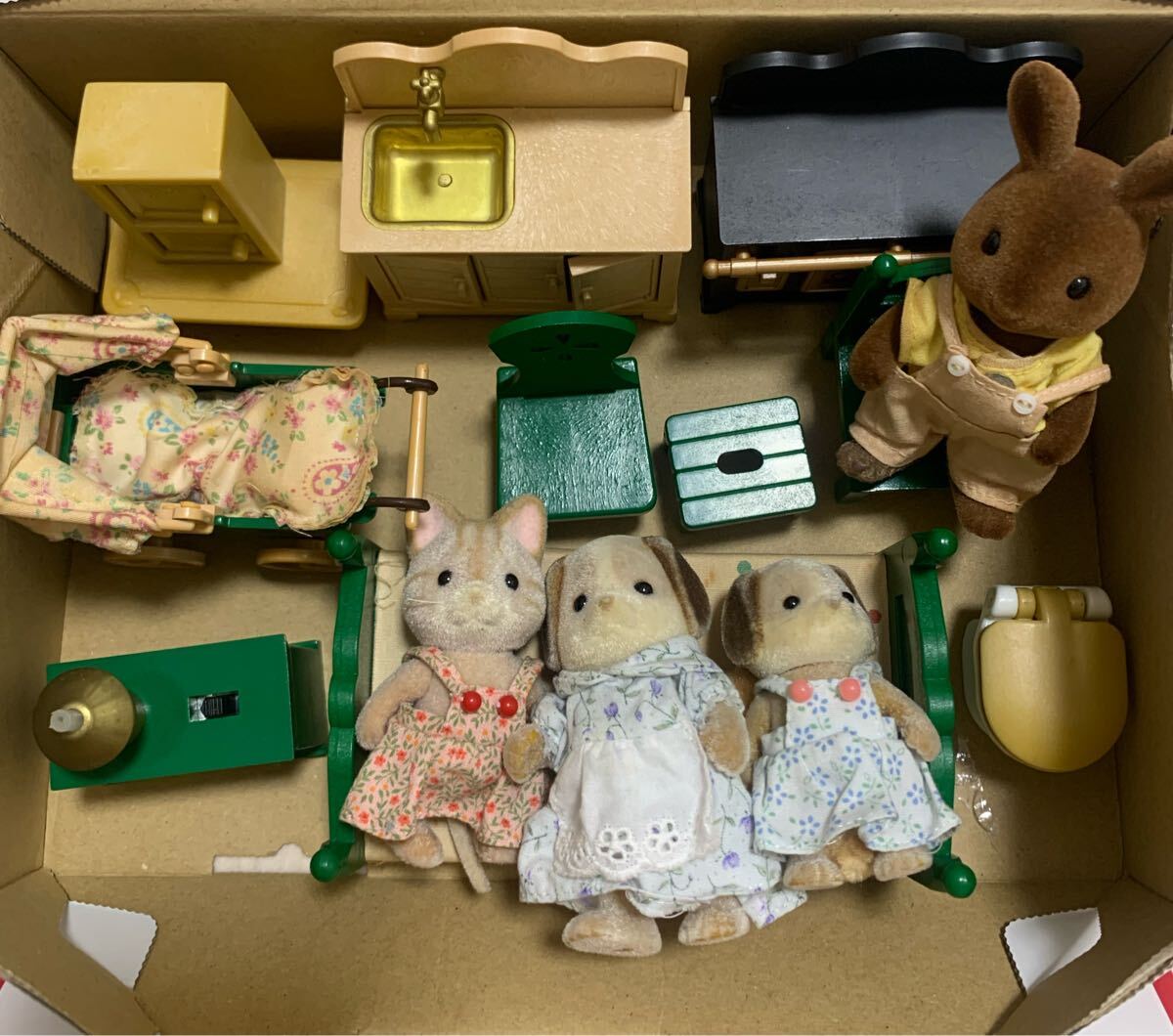 ジャンク含む中古品◆シルバニアファミリー　まとめ売り【家財一式　色々　多数】◆① オンライン限定価格*】シルバニアファミリー 赤ちゃんジャングル