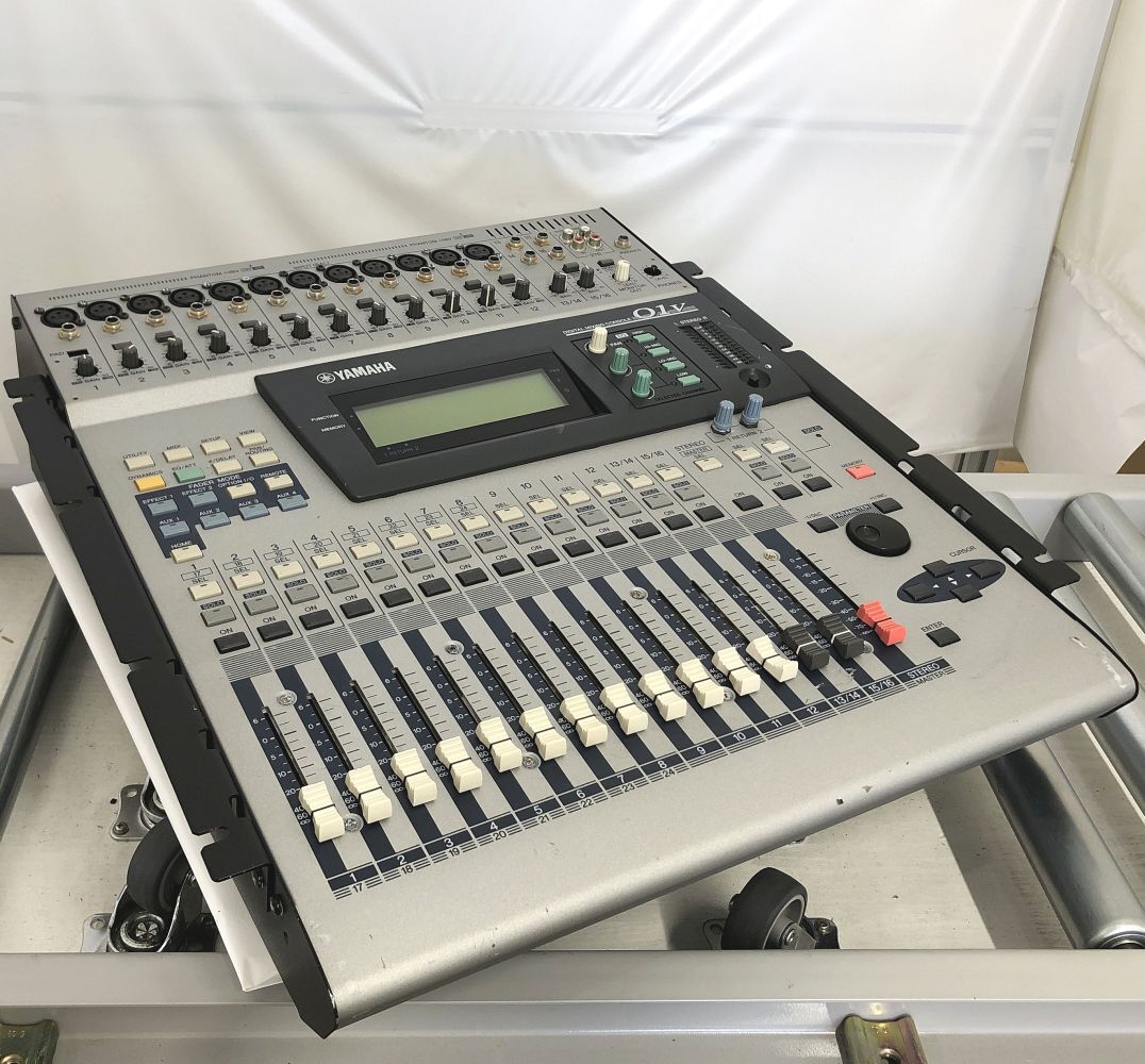 YAMAHA 01V デジタルミキサー 美品 ヤマハ Yahoo!オークション -「yamaha 01v」の落札相場・落札価格