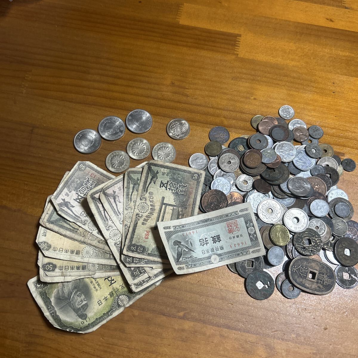 古銭まとめ　約1.8kg 2025年最新】古銭まとめ売り - 貴重なコレクションを手に入れる