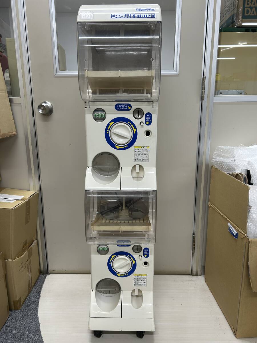 Yahoo!オークション -「カプセルステーション ガチャガチャ本体