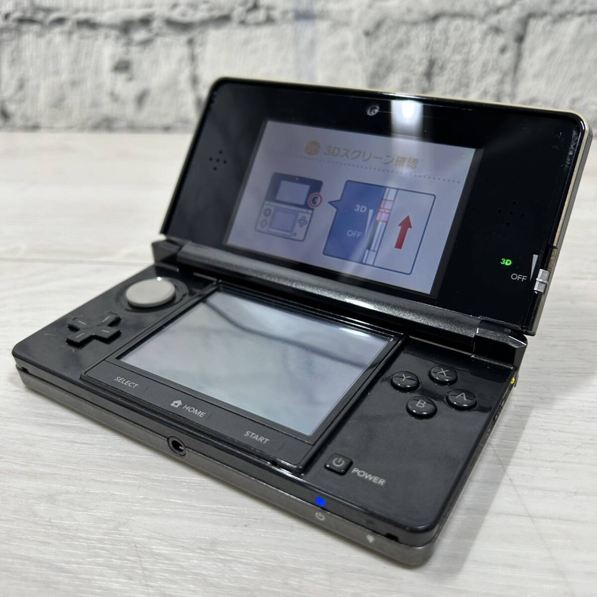 3DS  中古 美品 楽天市場】【ソフトプレゼント企画！】3DS 本体 のみ 訳アリ