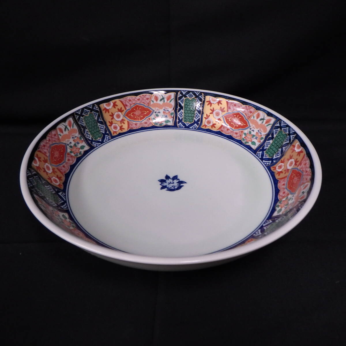 古伊万里 祥峰作の値段と価格推移は？｜11件の売買データから古