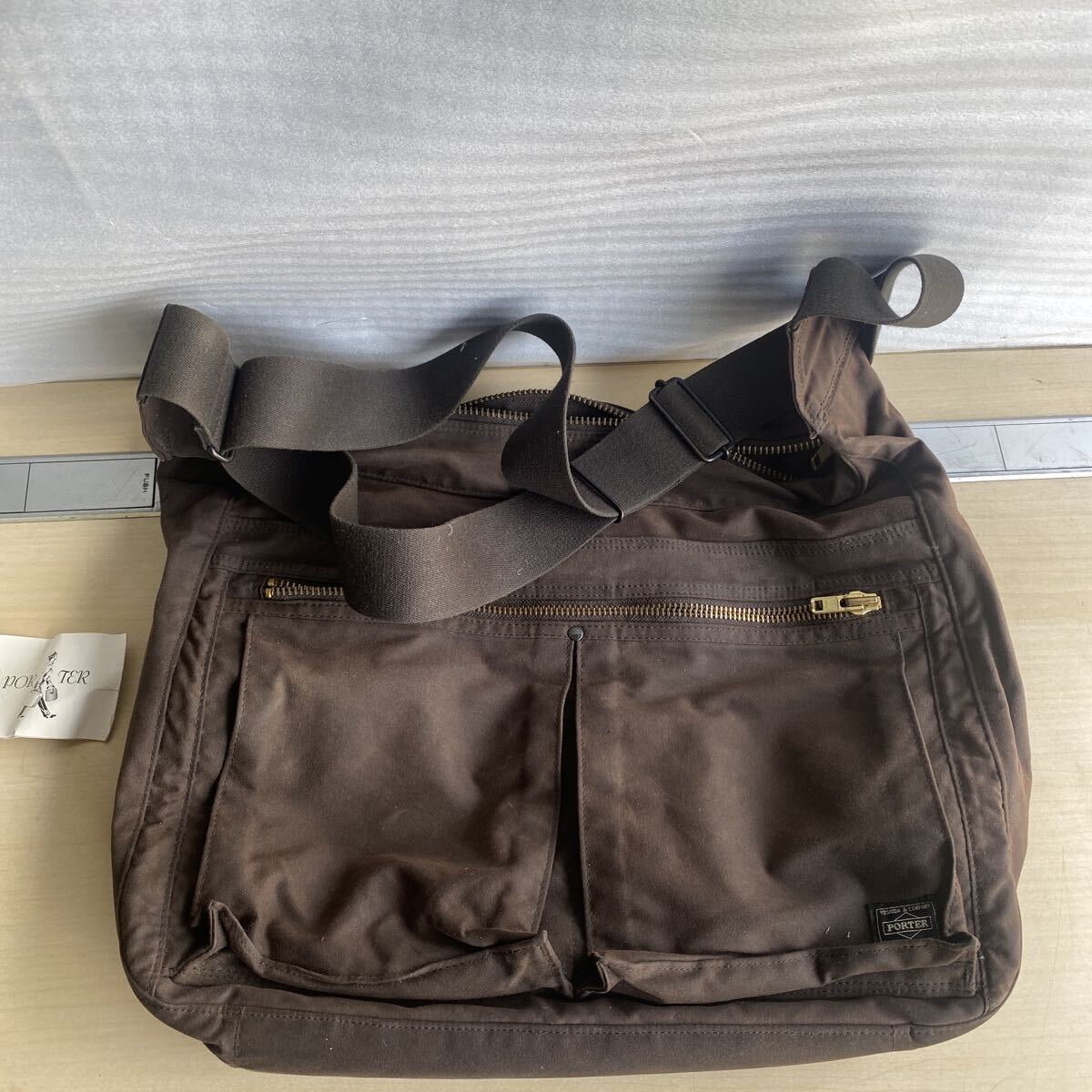 新品 PORTER ポーター タンカー ショルダーバッグ PORTER ポーター タンカー ショルダーバッグ L 廃盤 シルバー