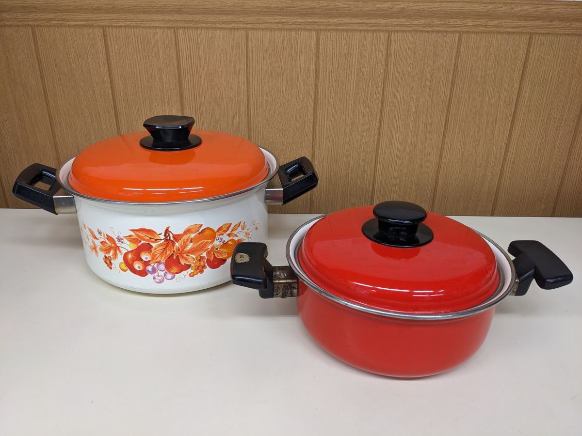新品　江尻ホーロー　サンコーウエア　赤　ホーロー両手鍋　フライパン　レトロポップ 新品 昭和レトロ 江尻ホーロー ホーロー鍋 琺瑯 薔薇柄 両手鍋