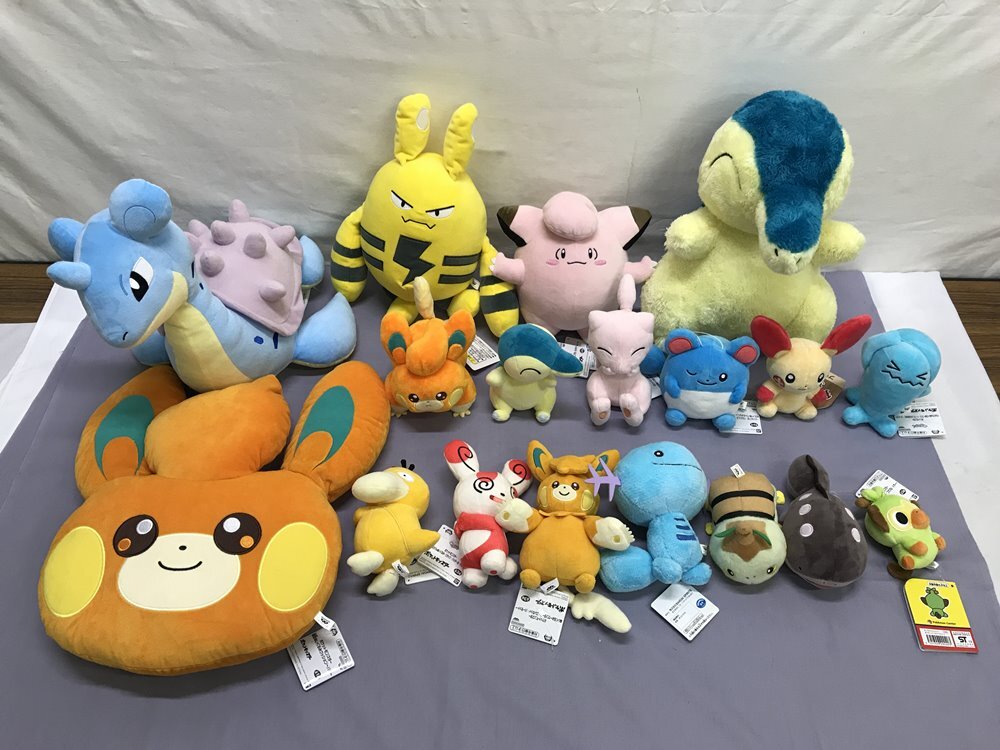 ポケモン ぬいぐるみ まとめ売り 15点セット Yahoo!オークション -「ポケモンぬいぐるみまとめ」の落札相場