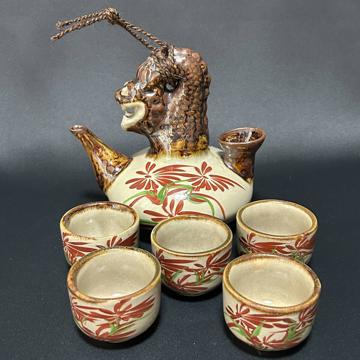 やちむん 琉球胡差燒 草花紋花瓶(140サイズ) やちむん 琉球胡差燒 草