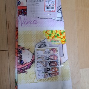 【新品】五等分の花嫁 五姉妹夏服横並びプリントマフラータオル② ステッカー付き