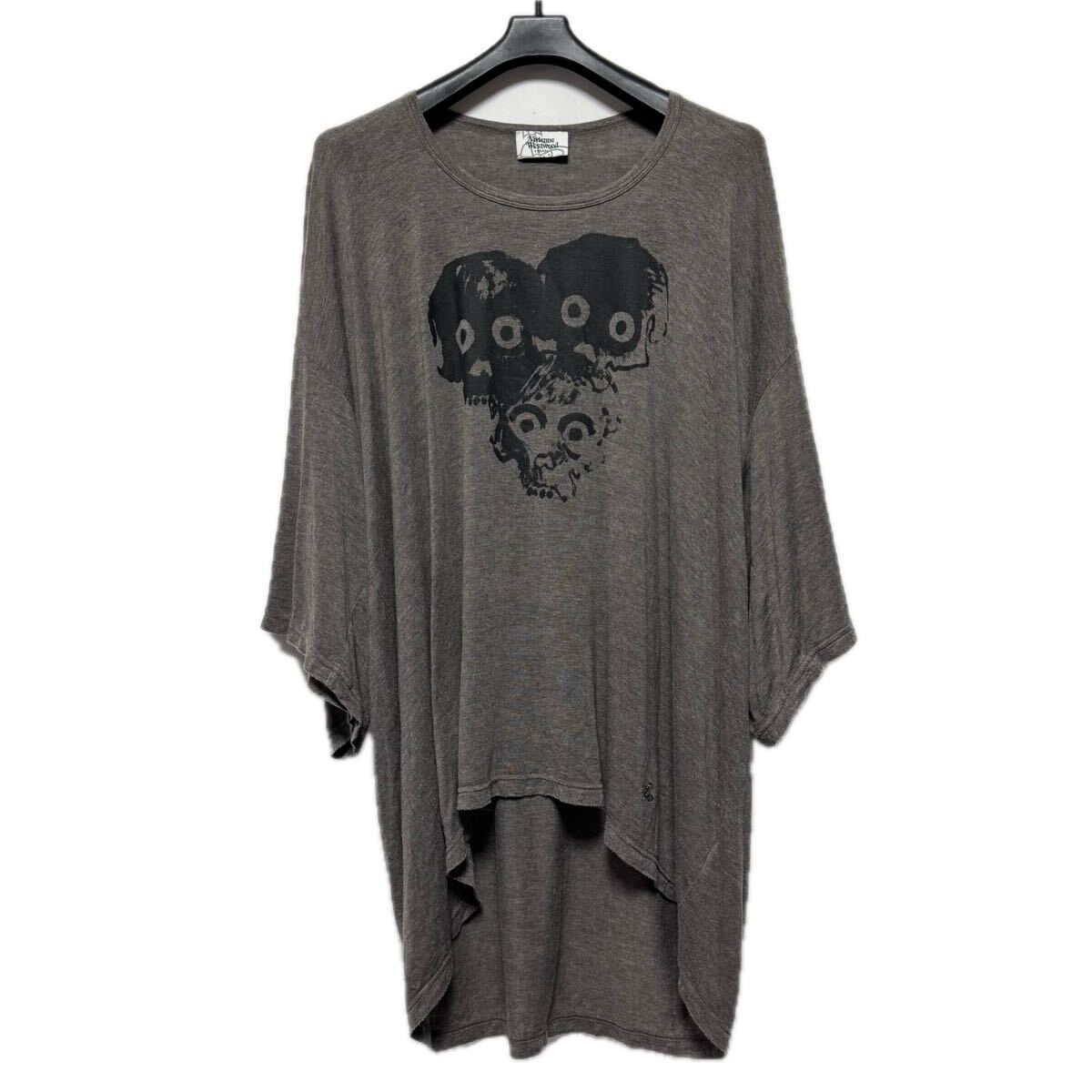 【ヴィヴィアンウエストウッド】ビッグシルエット オーブロゴ Tシャツ Vivienne Westwood（ヴィヴィアンウエストウッド）の「INVASION