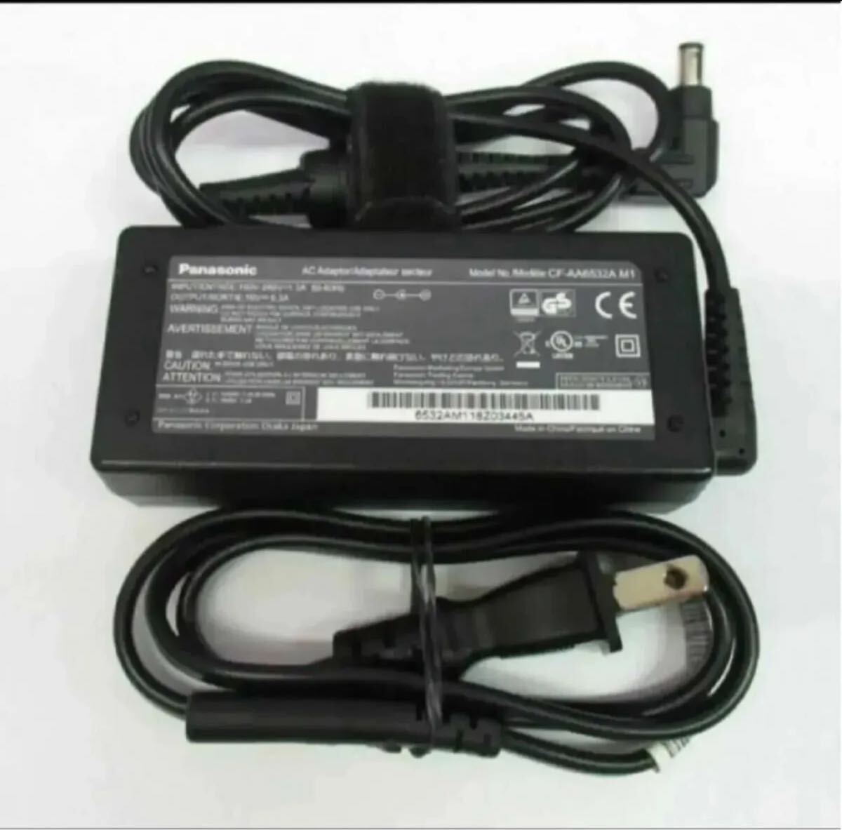 電源ユニット Panasonic CF-AA6532A M1 16V5.3A 85W Original CF-AA6532A AC Adapter CF-AA65D2A 16V 5.3A 84.8W