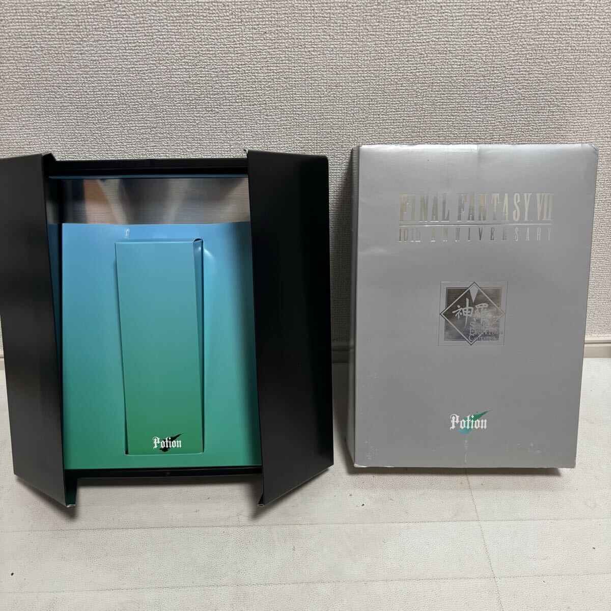 ファイナルファンタジー　セブン　FFⅦ  ポーション　10周年アニバーサリー ファイナルファンタジー7 FF7 10周年アルティマニア 限定神羅