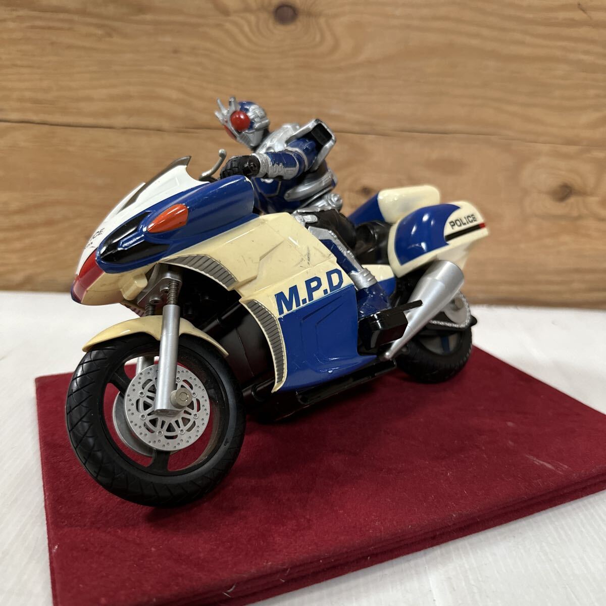 Yahoo!オークション -「ラジコン 仮面ライダー」の落札相場