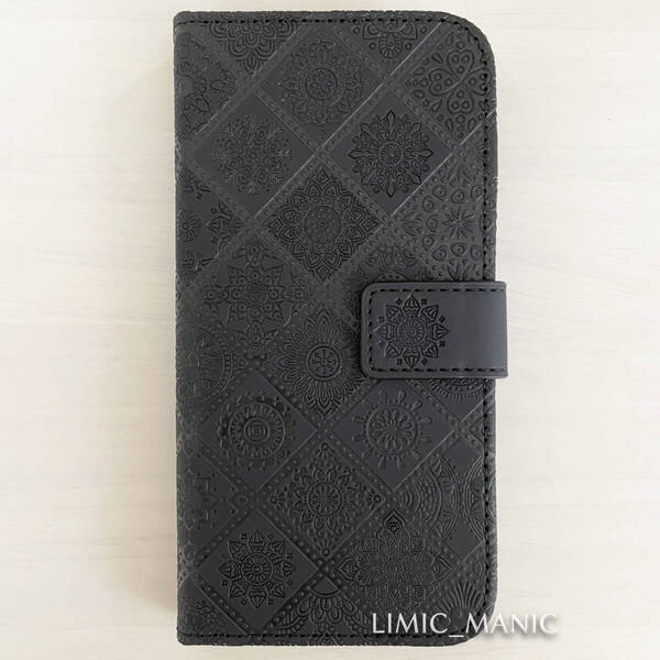 iPhone 14 / 13 ケース スマホ 手帳型 カードケース ブラック 黒 黒色 エスニック風 曼荼羅模様 エンボス加工 アイフォン