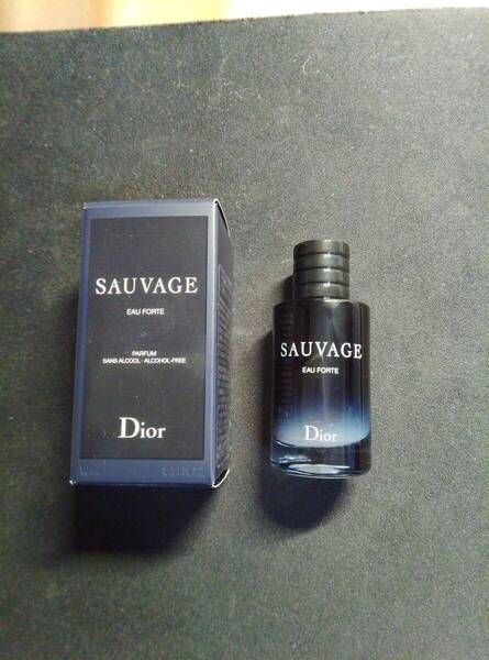Dior Sauvage Eau Forte ディオール ソヴァージュ オーフォルト(パルファン) 10ml 日本語シール正規品