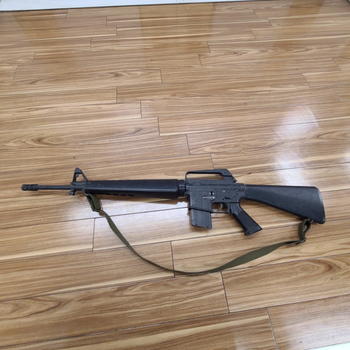 Yahoo!オークション -「colt ar-15 m16a1」の落札相場・落札価格