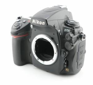 ★ショット数:6,245枚★ニコン NIKON D700 ボディ★ I0820#3104