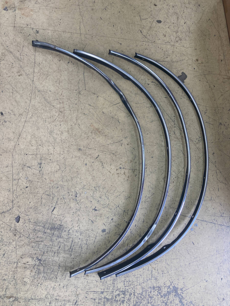 極上 JZX81/GX81 マーク2 30mm ワイドフェンダー FRP HYPER SEDANシリーズ GX81/JZX81 マーク2 3点キット（F