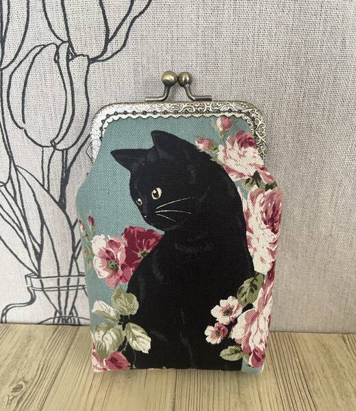 縦型がま口 / ポーチ / 小物入れ / タバコケース / ハンドメイド ☆ 黒猫&薔薇・スモークグリーン・43