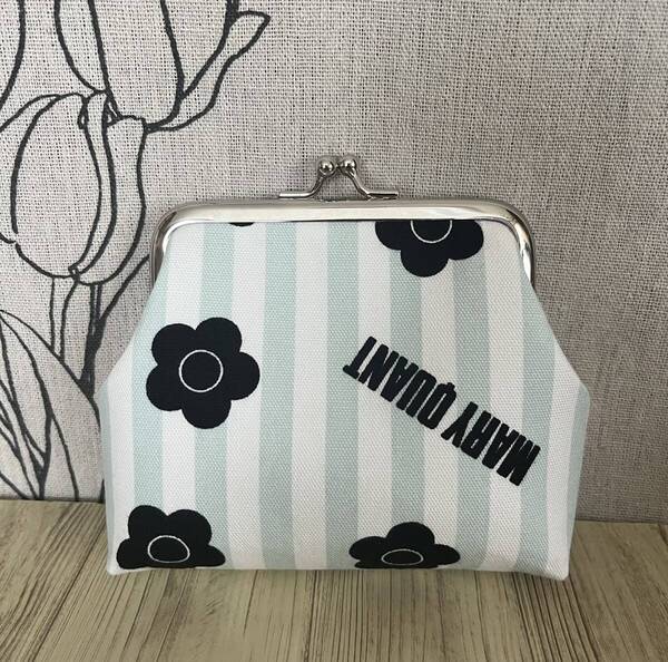 がま口・ ポーチ / 財布 / 小物入れ / ハンドメイド / ストライプ花柄・7