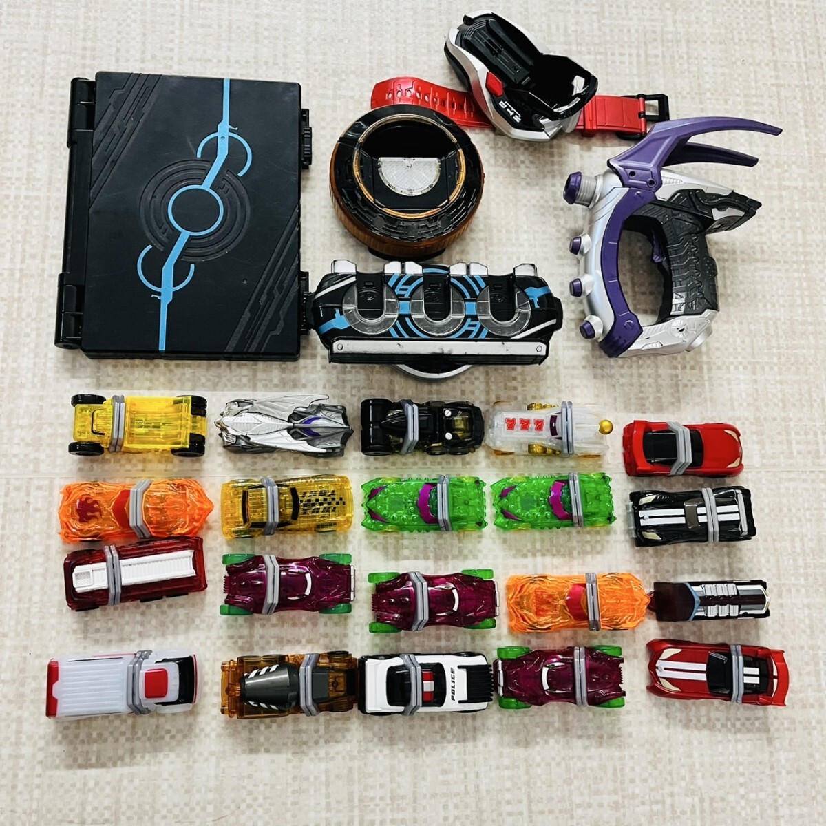 ☆仮面ライダービルド　ベルト　まとめ売り☆ 仮面ライダービルド 変身ベルト 他 まとめ売り - メルカリ