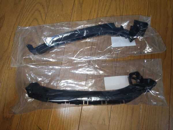 スバル 純正 インプレッサ WRX STI GRB/GRF/GVB/GVF フロントバンパー サイド ブラケット 左右セット