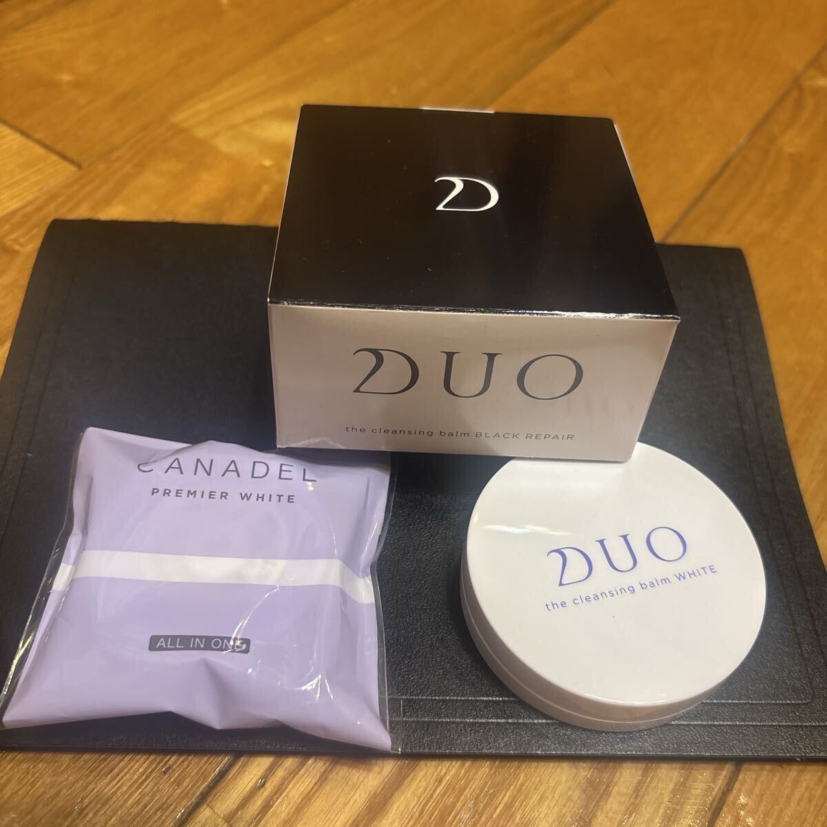 DUO洗顔料 クレンジング　カナデル 美容液ジェル 新品未使用・未開封 イースペシャル クレンジングジェル メイク落とし クレンジング