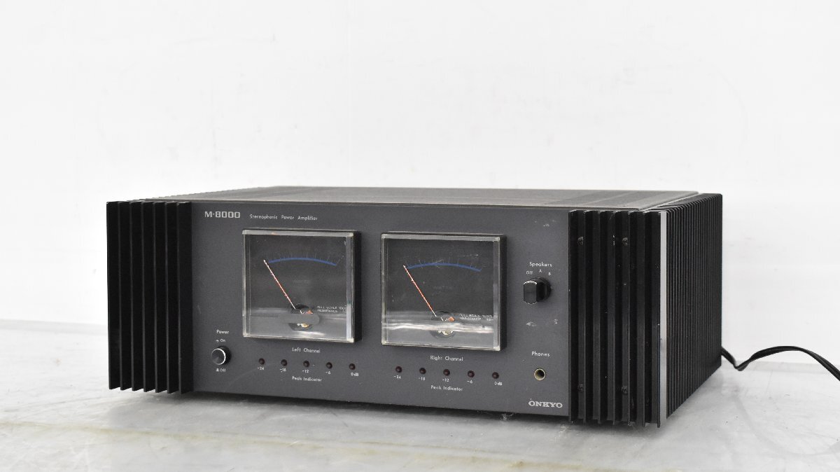 Onkyo M-8000 パワーアンプ 本体 ONKYO M-8000、アップグレード・チャレンジ : 音の牢獄