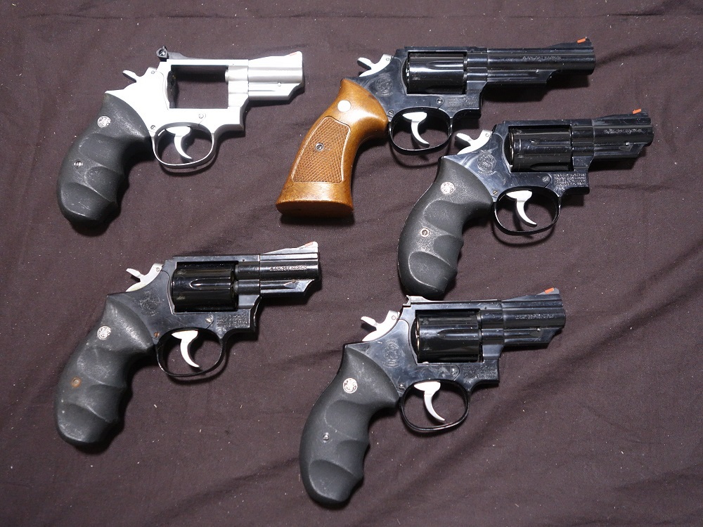 コクサイ　38  ガスリボルバー　ABS製　ジャンク　k1276 Yahoo!オークション -「コクサイ ガスリボルバー」の落札相場