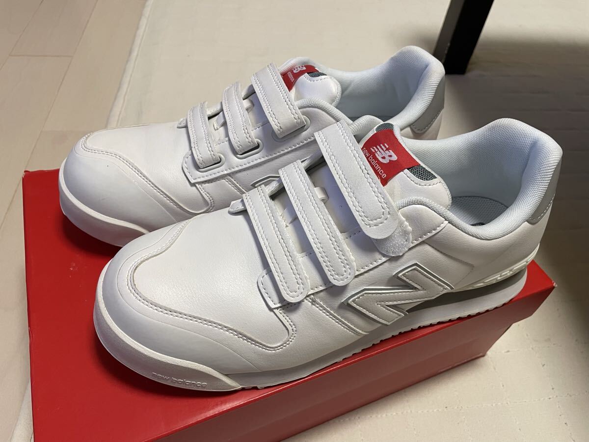 ★お値下げしました　新品未使用　ニューバランス　安全靴 ニューバランス 安全靴 スニーカー New Balance Portland ポート