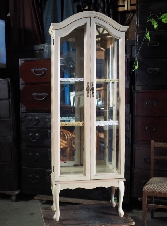 ヴィンテージのケビントキャビネット white-cabinet_a.jpg?fit=600,