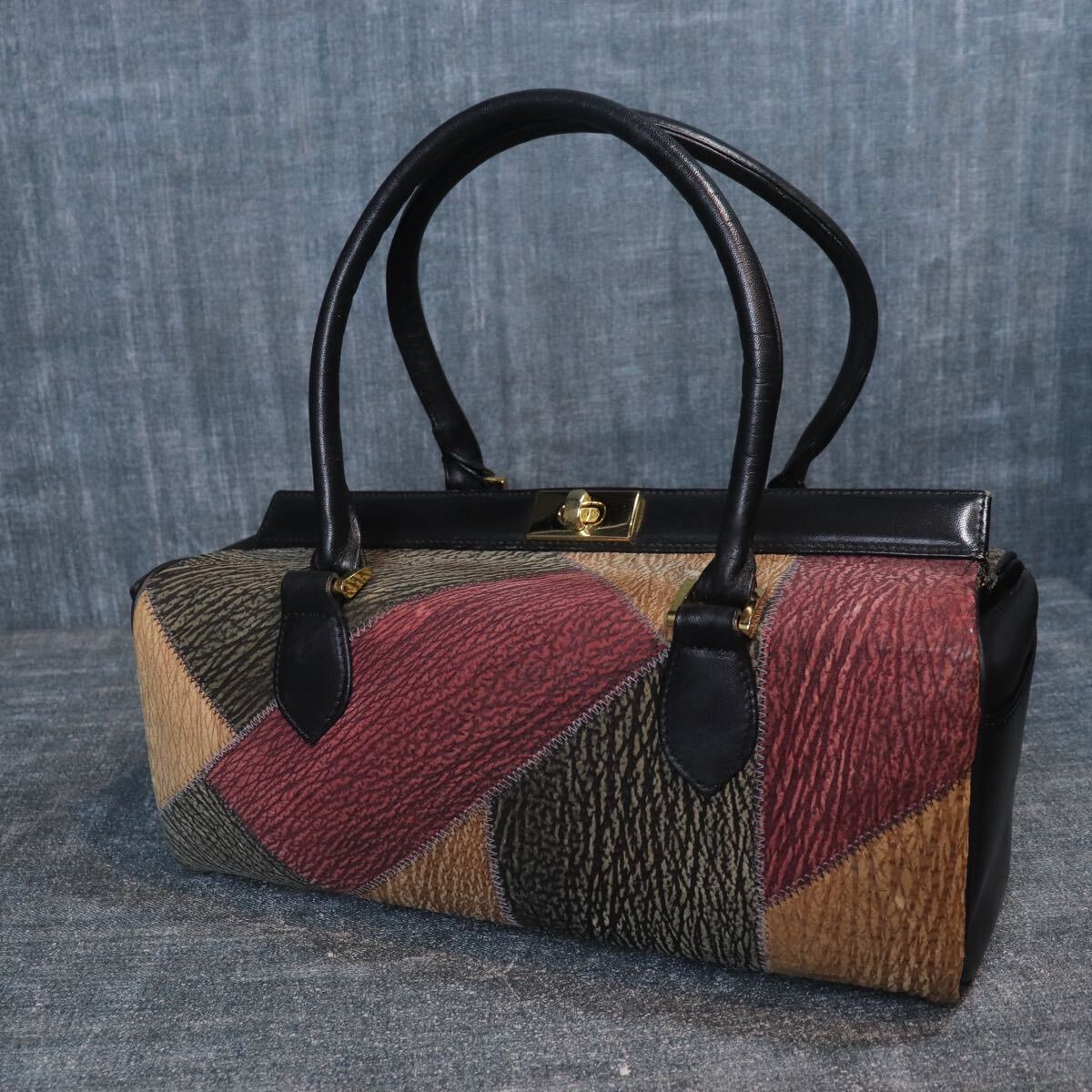 Yahoo!オークション -「シャークスキン ハンドバッグ」(その他