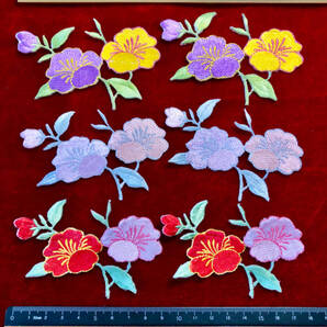 *!¶ ワッペン楽園 - - 6個セットで1単位として *!¶ 三色ペアの華やかな花 半手作り 手芸 工芸 キルト 服飾 図工 幼稚園 養護 縫製