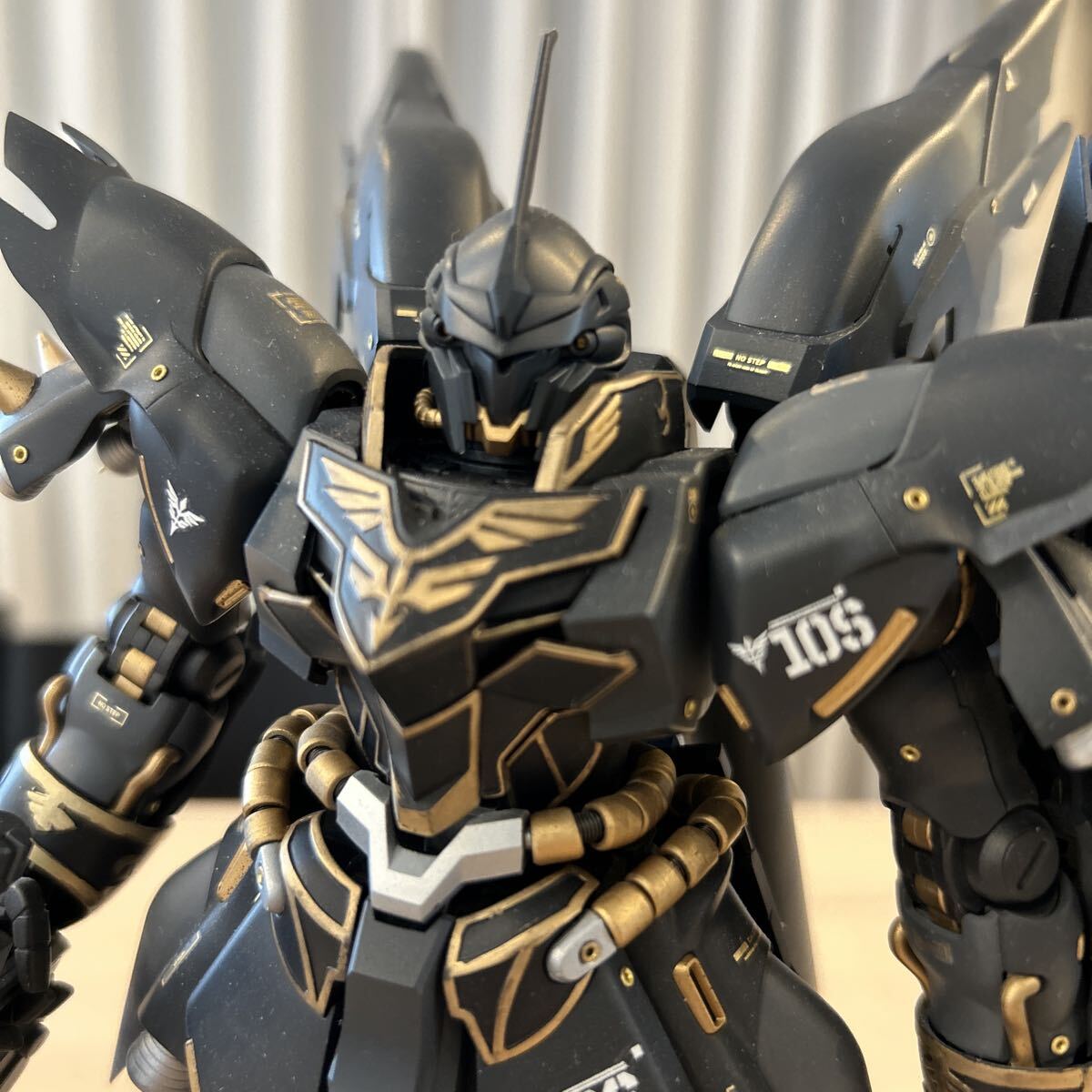 新品、未使用　シナンジュ　mg Amazon | MG 1/100 MSN-06S シナンジュ Ver.Ka チタニウム