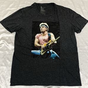 【送料無料 値【送料無料 値下げ交渉歓迎】ブルーススプリングスティーン BornToRun 半袖バンドTシャツ L GAP ダークグレー古着USAライブ灰