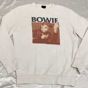 【送料無料 値下げ交渉歓迎】デビッドボウイ H&M長袖裏起毛トレーナー オフホワイト古着白UKイギリスポップトロックカットソーシャツバンド