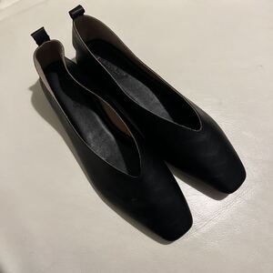 パンプス ブラック レザー 27cmぐらい