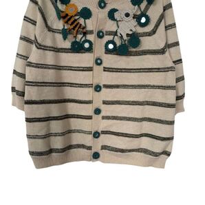 Ne-net ニットカーディガン ボーダー柄 フラワー装飾 子供服 ベージュ系 Knit Cardigan Flower Motif Kidswear Beige Border