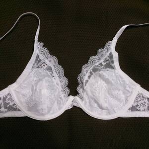 【新品】Lサイズ ワイヤー入り パッドなし セミシアーブラジャー★215m.ホワイト純白 花柄ソフトストレッチレースブラ C80,B85