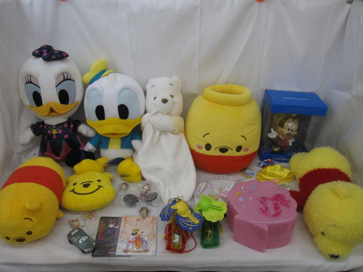 プーさん　ぬいぐるみ　まとめ売り プーさん ぬいぐるみ まとめ売り 誕生日 ディズニーストア プー