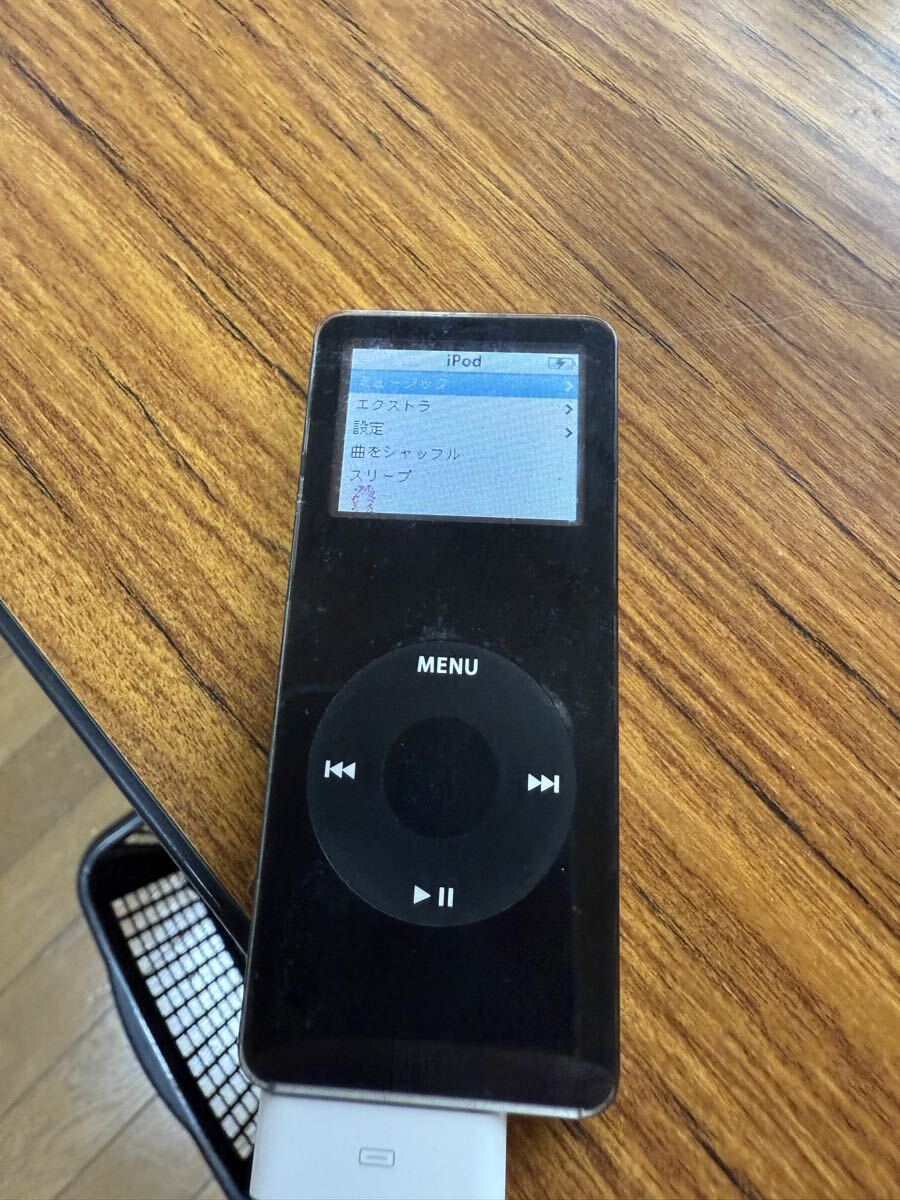 iPod nano  MA1077J/A  未開封 Apple iPod Nano (1st Generation, Sealed - 2GB, Black) | RR