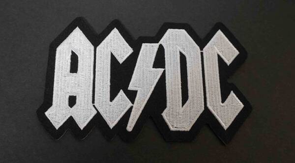 《LR黒白AC音楽》■新品未使用 『AC/DC』オーストラリア バンド 刺繍ワッペン(パッチ)■ミュージック 音楽 楽器 仲間 ■激渋