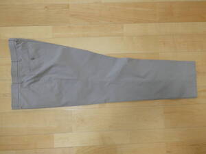 81.UNIQLO ユニクロ メンズ 感動パンツ ベージュ 321-435221 ウエスト95cm 新品同様品 送料無料
