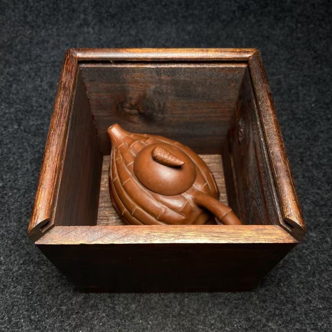 中国唐木花梨螺鈿細工 工芸品 小物入 リ　骨董品 中古美品 稀少物 中国美術 唐木 花梨 螺鈿細工 テーブル 9.8キロ - メルカリ