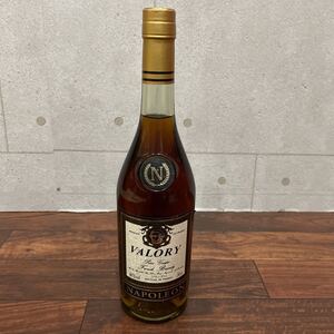 未開栓 VALORY NAPOLEON ヴァロリー ナポレオン ブランデー 700ml フランス産 古酒  ナポレオン コニャック ブランデー お酒 オールド