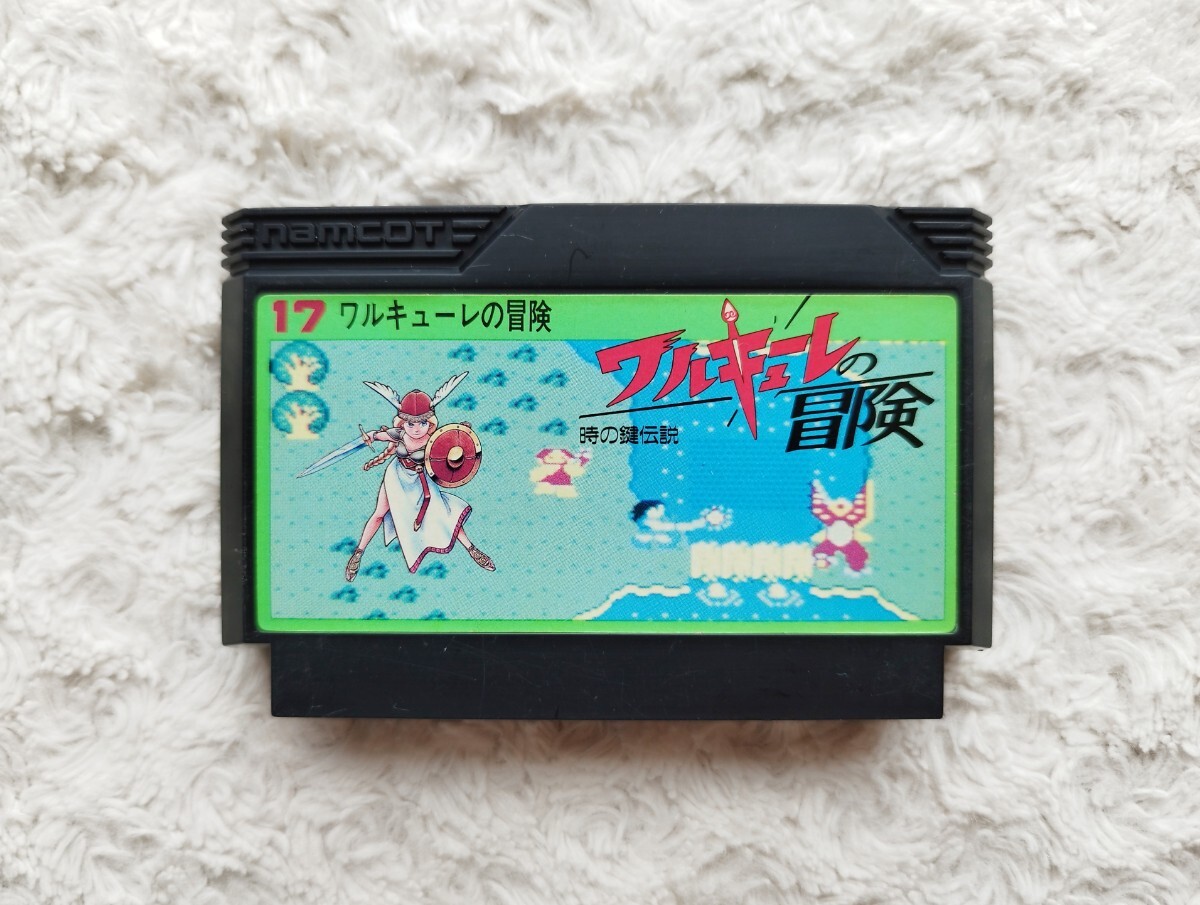 【超希少品】ファミリーコンピュータ8大百科 ワルキューレの冒険 がんばれゴエモン 超希少品】ファミリーコンピュータ8大百科 ワルキューレの冒険