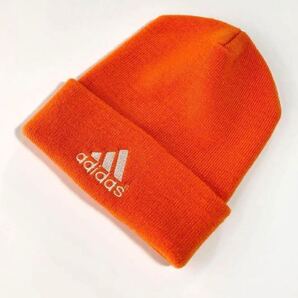 バレンシアガ 元ネタ パフォーマンスロゴ レア 90s adidas アディダス オレンジ アクリルビーニー ニット帽 刺繍 vintage