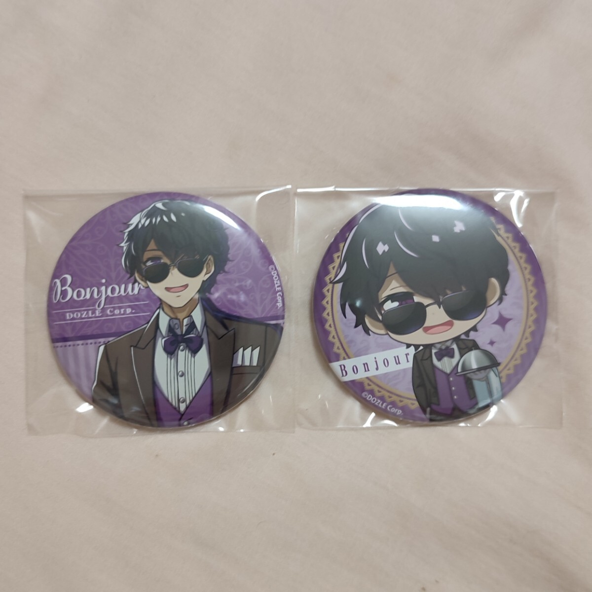 クロムハーツ☆非売品☆缶バッジセット☆ 62104333xxxxxx001-i.jpg