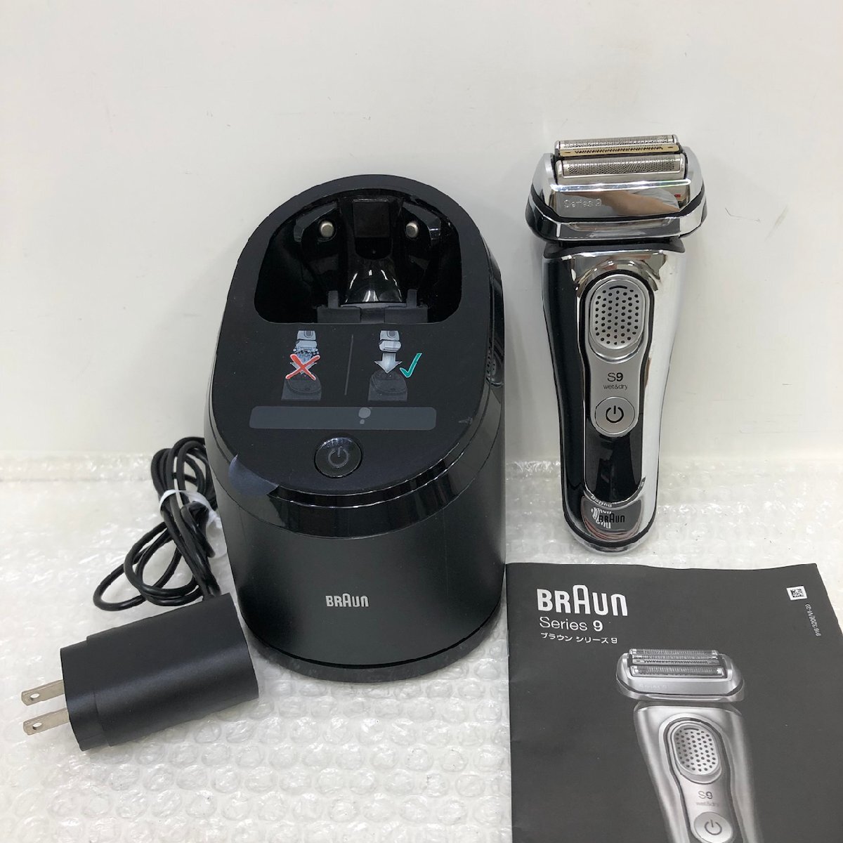 ブラウンBRAUN メンズ電気シェーバー シリーズ9 wet&dry 中古 2025年最新】Yahoo!オークション -ブラウンシェーバー9の中古品